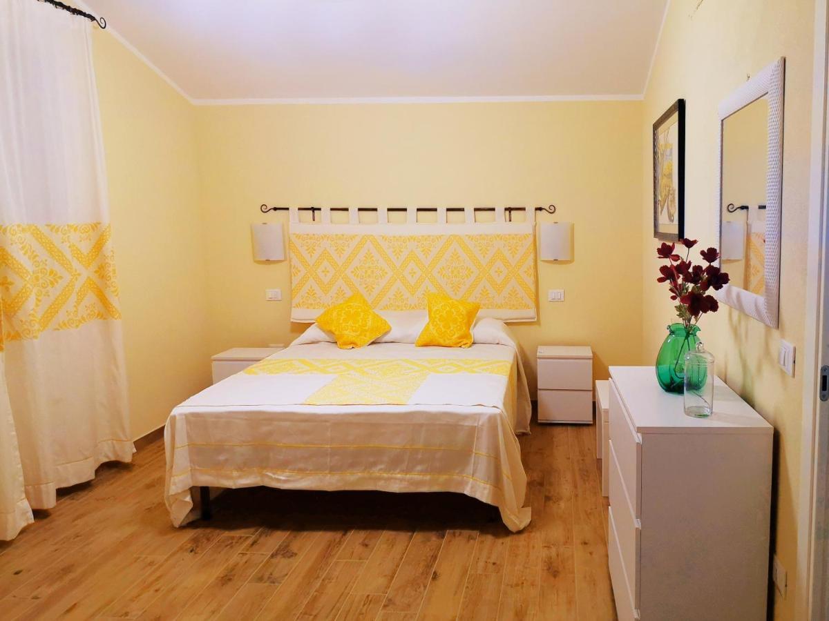 Le Orchidee Hotel Bosa Ngoại thất bức ảnh