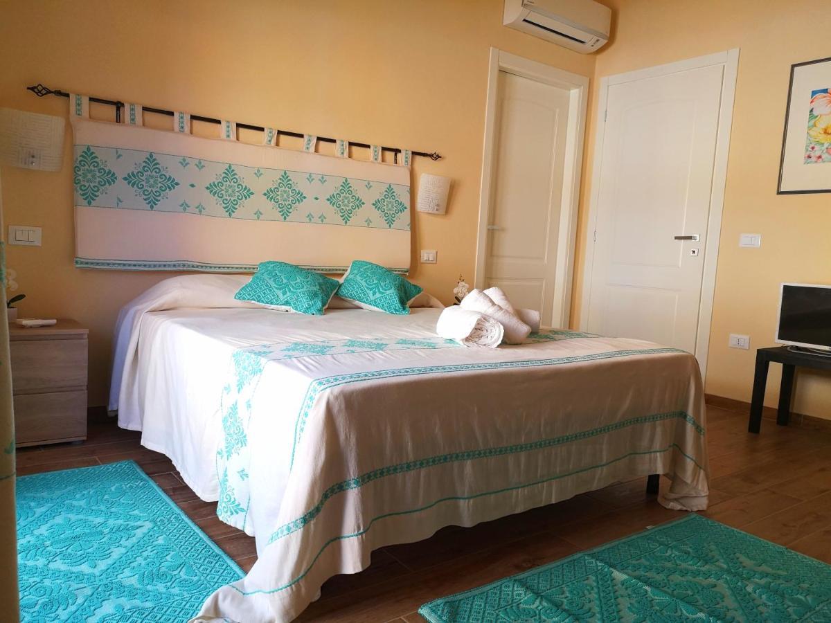 Le Orchidee Hotel Bosa Ngoại thất bức ảnh