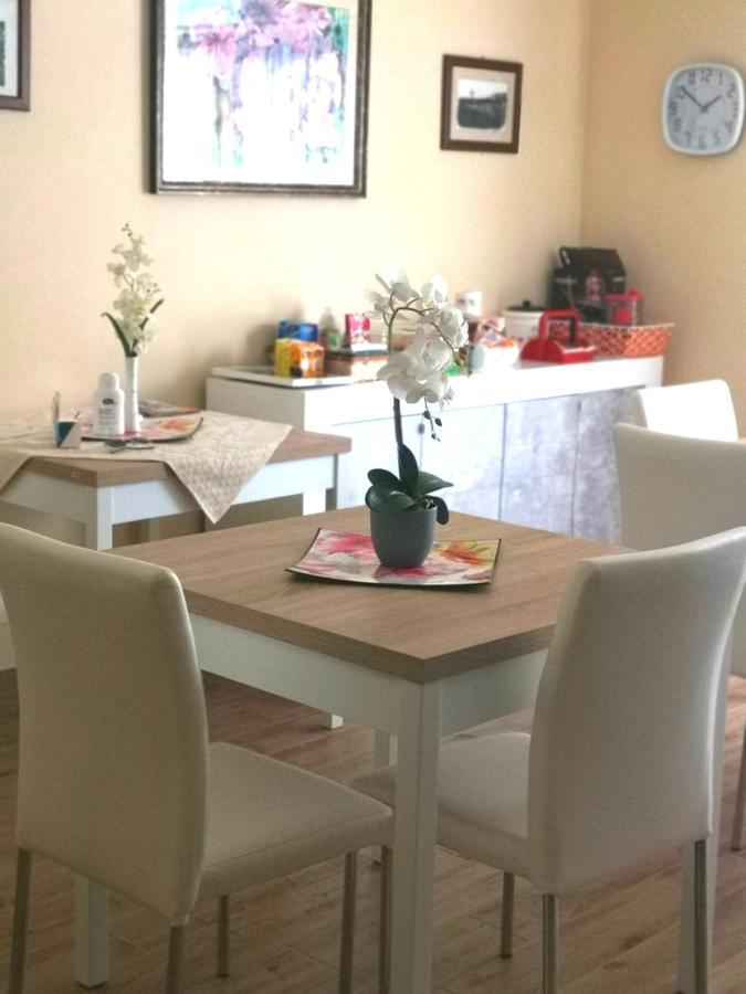 Le Orchidee Hotel Bosa Ngoại thất bức ảnh
