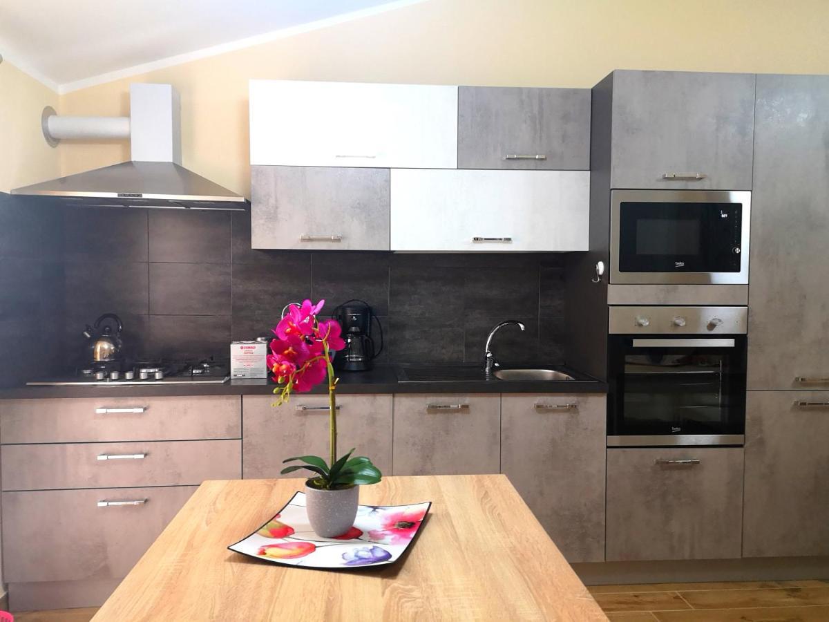 Le Orchidee Hotel Bosa Ngoại thất bức ảnh